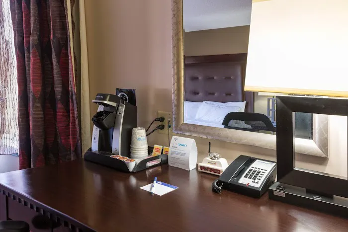 Holiday Inn Express Newington - Hartford by IHG 4