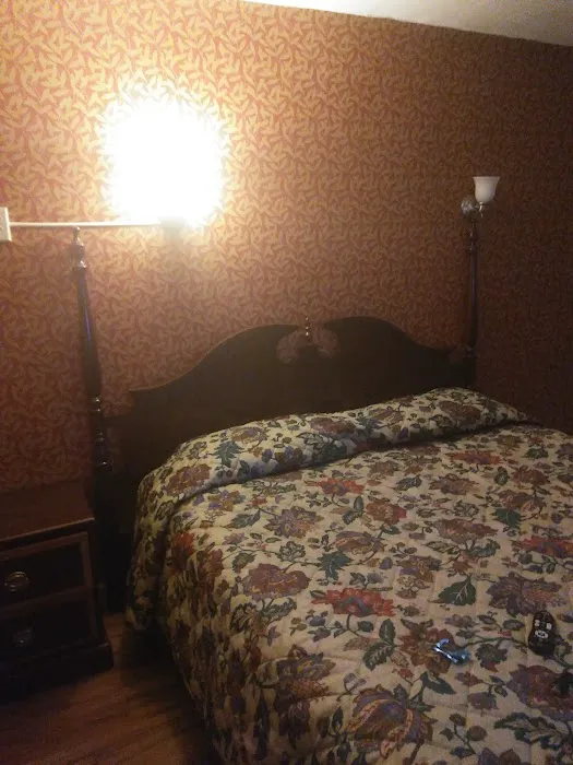 City Side Inn 4