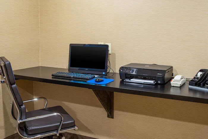 Comfort Inn Naugatuck-Shelton, CT 4