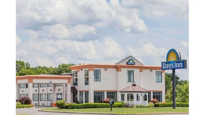 Days Inn by Wyndham Windsor Locks / Bradley Intl Airport 4