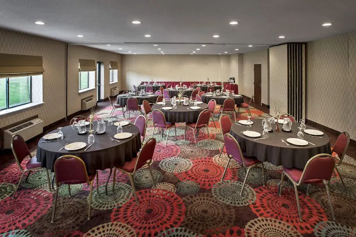 Holiday Inn Express & Suites East Greenbush(Albany-Skyline) by IHG 4