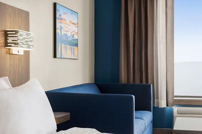 Holiday Inn Express & Suites East Greenbush(Albany-Skyline) by IHG 4