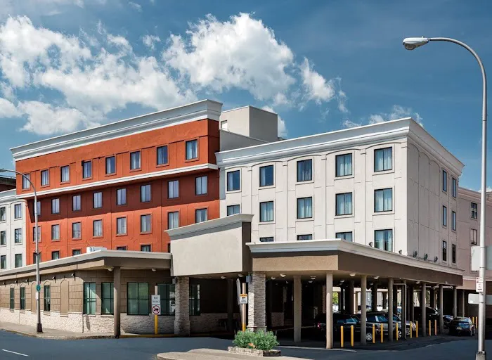 Country Inn & Suites by Radisson, Downtown Albany New York 5