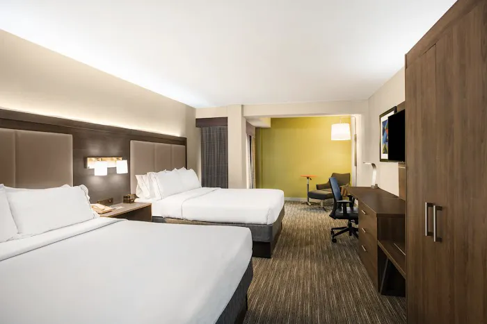 Country Inn & Suites by Radisson, Downtown Albany New York 5