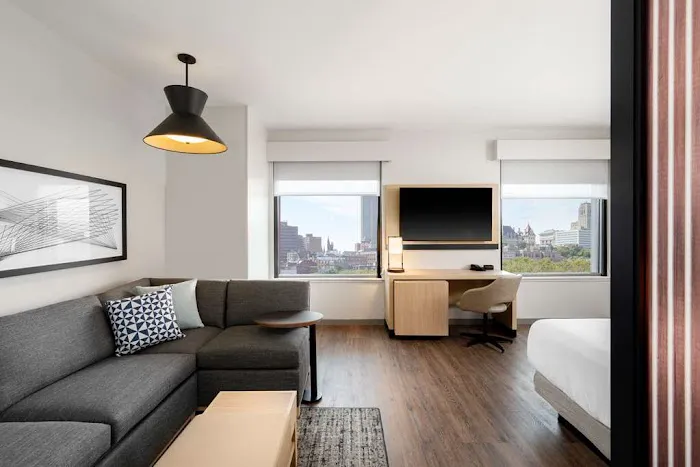Hyatt Place Albany/Downtown 4