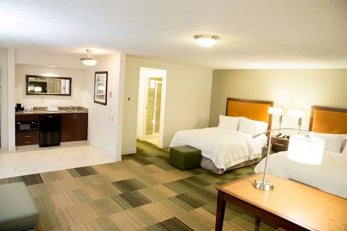 Hampton Inn & Suites Albany-Downtown 5