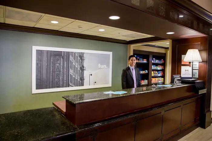 Hampton Inn & Suites Albany-Downtown 5