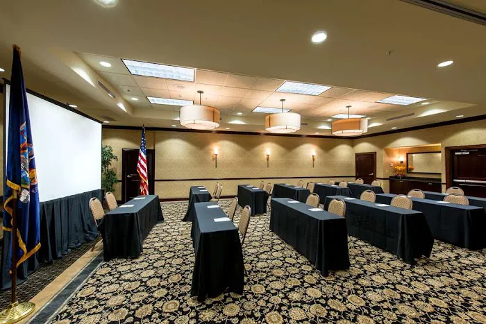 Hampton Inn & Suites Albany-Downtown 5