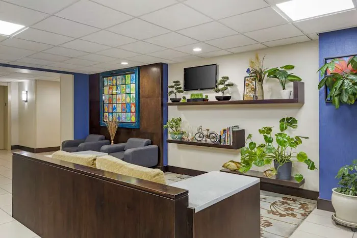 Best Western Plus Berkshire Hills Inn & Suites 4