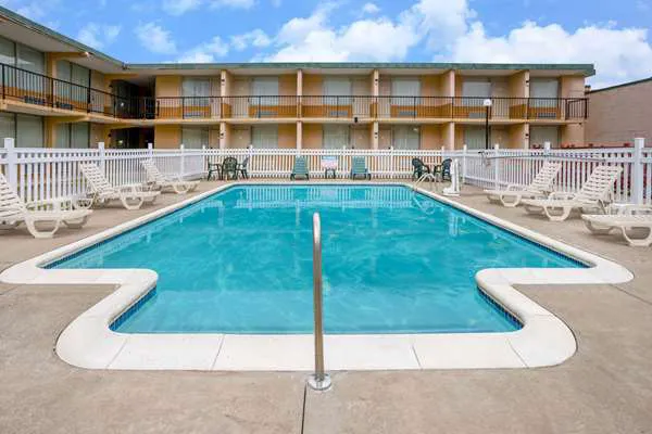 Ramada by Wyndham Rome/Verona 4
