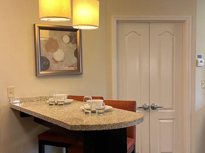 Staybridge Suites Syracuse (Liverpool) by IHG 4