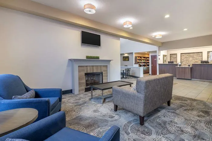 Best Western Liverpool-Syracuse Inn & Suites 4