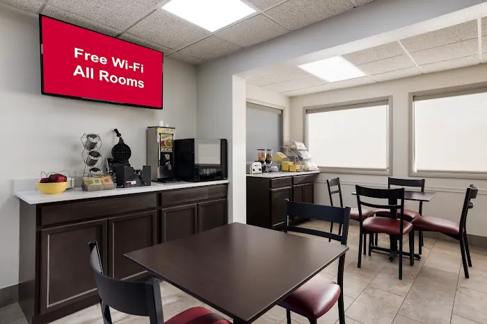 Red Roof Inn Weedsport 4