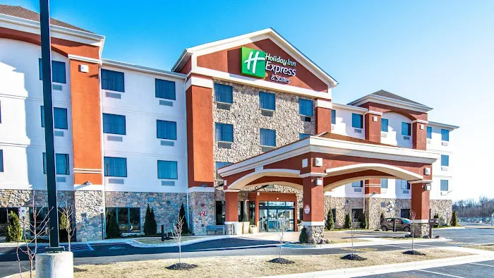 Holiday Inn Express & Suites Elkton - University Area by IHG 4