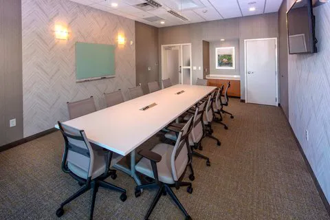 SpringHill Suites Newark Downtown 4