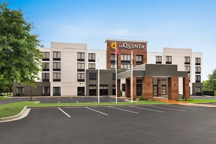 La Quinta Inn & Suites by Wyndham Newark - Elkton 4