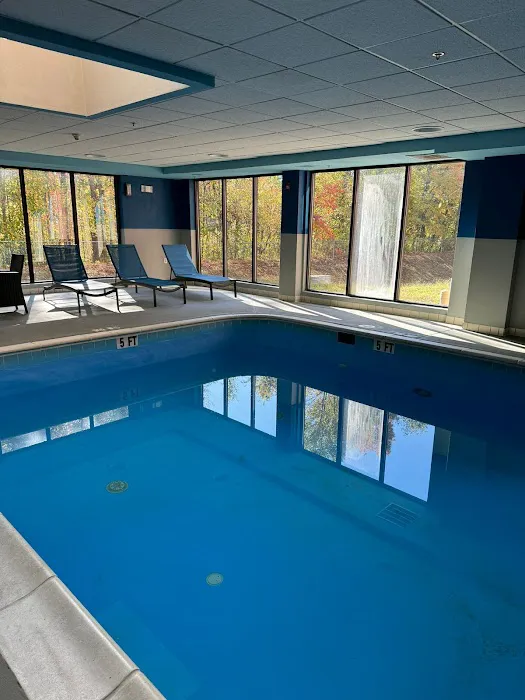 Hampton Inn Elkton 4