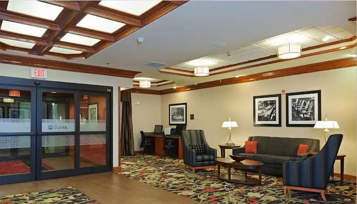 Hampton Inn Elkton 4