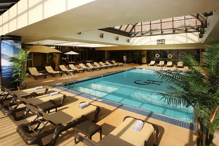 The Claridge Hotel 4