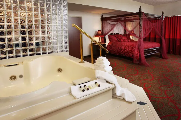 The Claridge Hotel 4