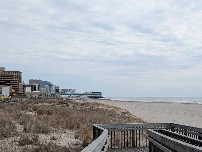 Boardwalk Resorts at Atlantic Palace 4