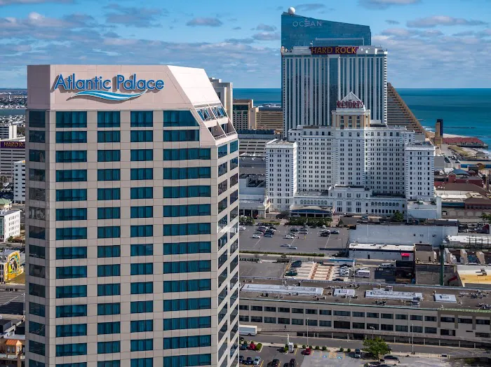 Atlantic Palace Suites 4