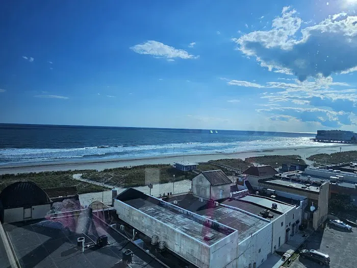 Atlantic Palace Suites 4