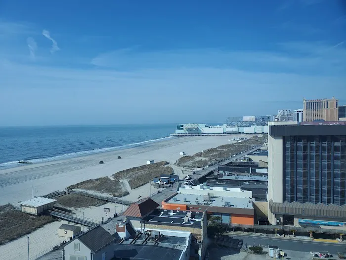 Atlantic Palace Suites 4