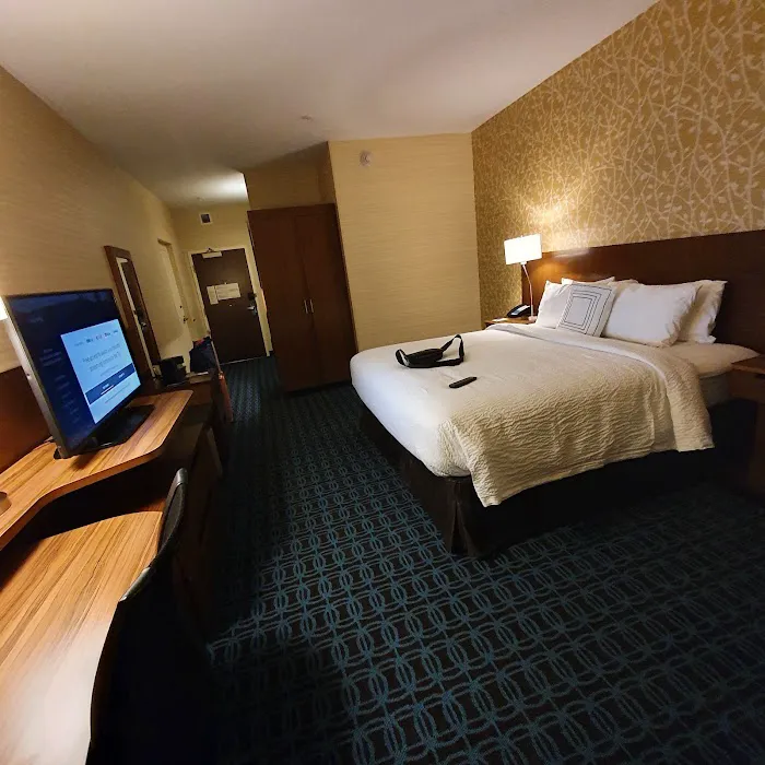 Fairfield Inn & Suites Harrisburg International Airport 4