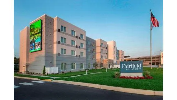 Fairfield Inn & Suites Harrisburg International Airport 4