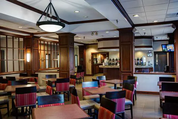 Comfort Inn at the Park 4