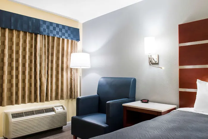 Escape Inn Hershey 4