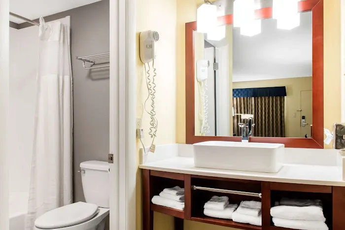 Escape Inn Hershey 4