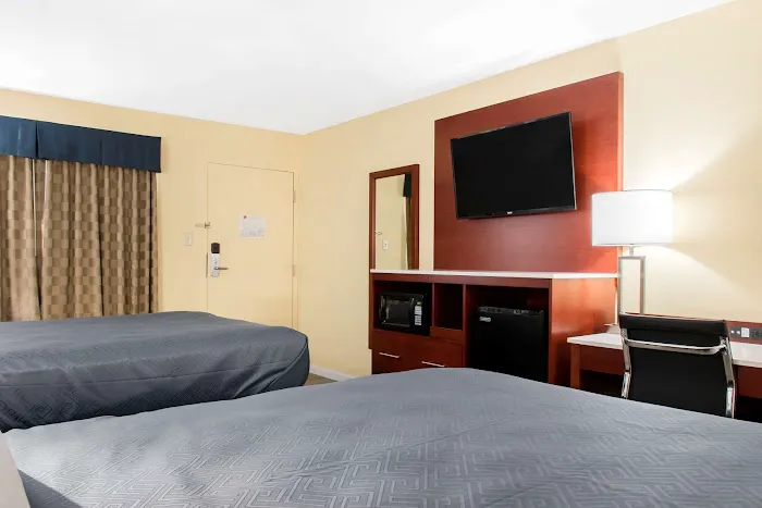 Escape Inn Hershey 4