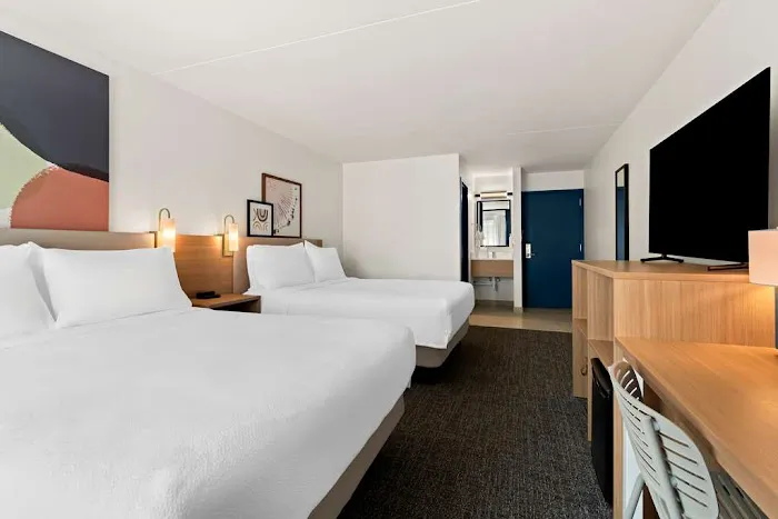Spark by Hilton Hummelstown Hershey 4