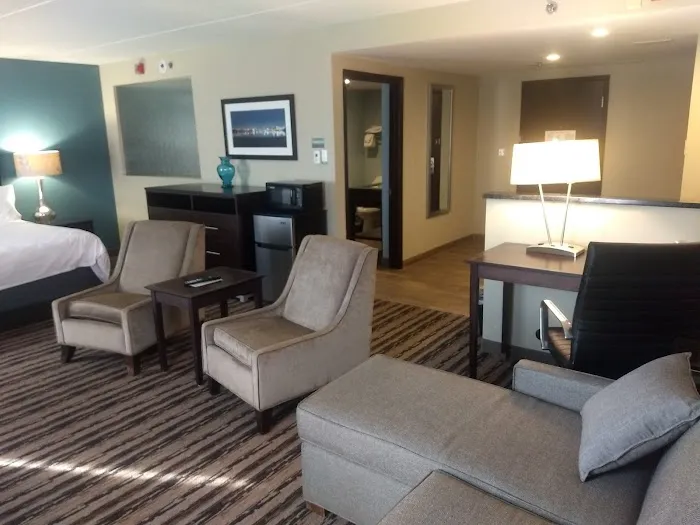 Holiday Inn Harrisburg East by IHG 4