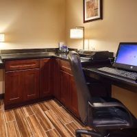 Harrisburg East Inn and Suites ico