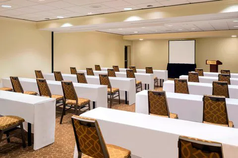 Sheraton Harrisburg Hershey Hotel 4