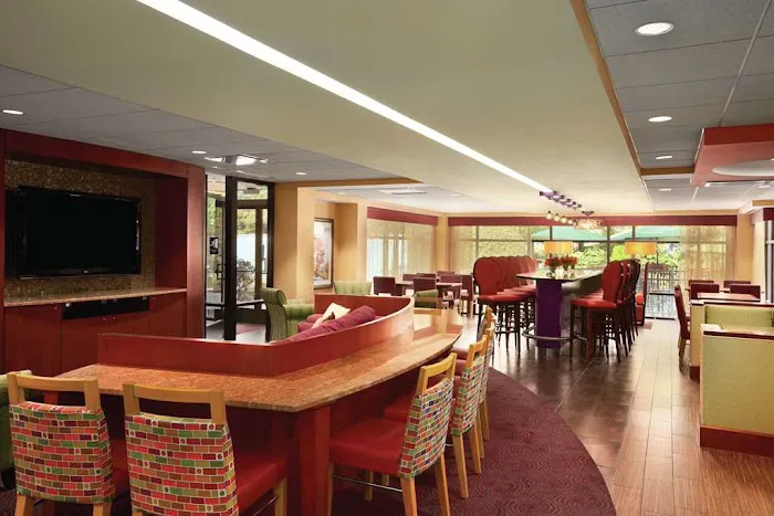 Hampton Inn York 4