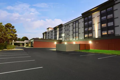 Four Points by Sheraton York 4