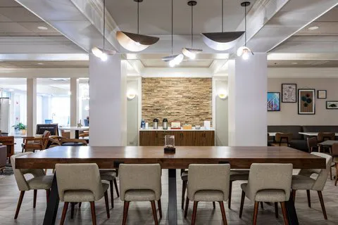 Four Points by Sheraton York 4