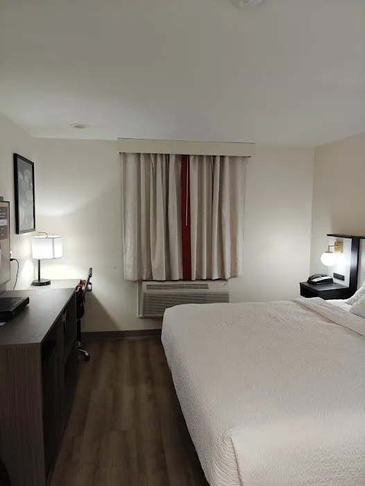 Ramada by Wyndham York Harrisburg Hershey 4