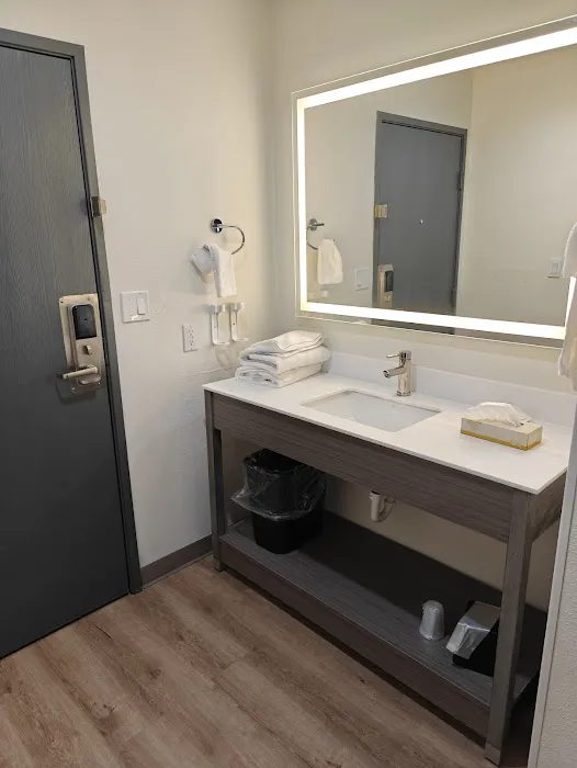 Ramada by Wyndham York Harrisburg Hershey 4