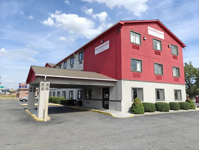 Ramada by Wyndham York Harrisburg Hershey 4