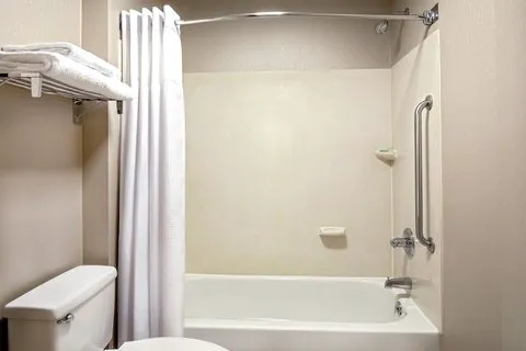 SpringHill Suites Hershey Near the Park 4