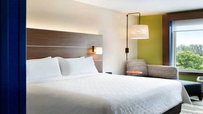 Holiday Inn Express & Suites Drums-Hazleton (I-80) by IHG 4