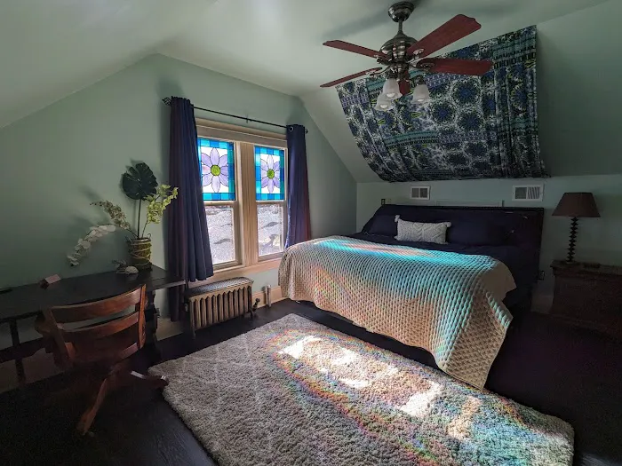 Sunflower Manor Hotel 4