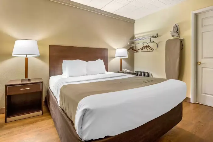 Econo Lodge Inn & Suites Shamokin Dam - Selinsgrove 4