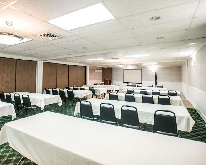 Econo Lodge Inn & Suites Shamokin Dam - Selinsgrove 4
