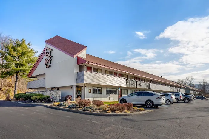 HomeTowne Studios Danville, PA 4